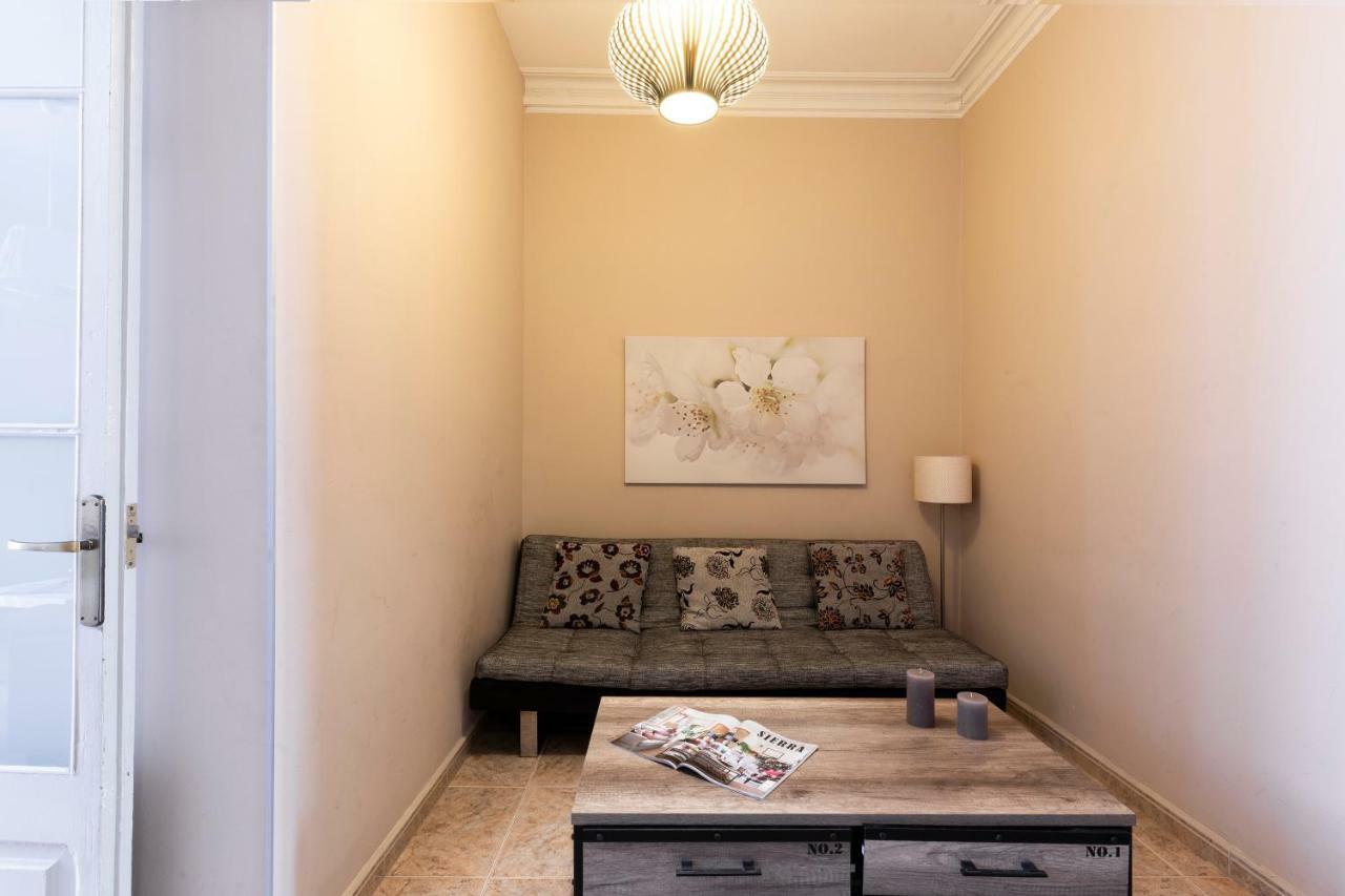 Ab Gracia Apartment Barcelona Bagian luar foto